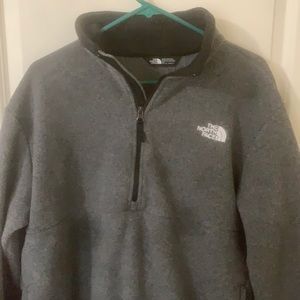Men’s North Face 1/4 zip jacket